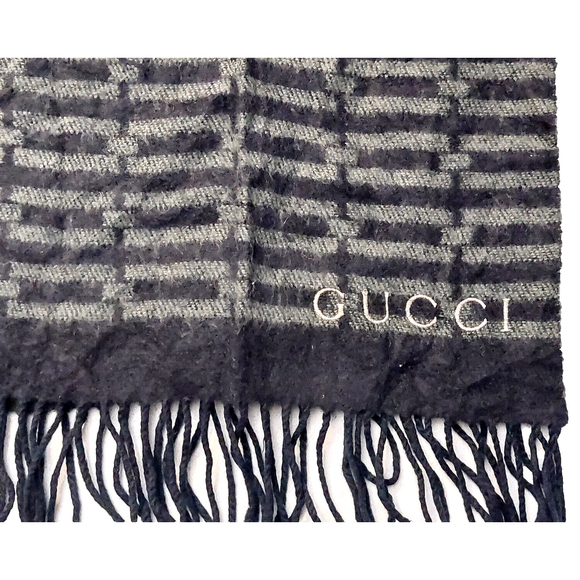 Gucci Black & Gray Embroidered Logo Geometric Weave Wool Scarf Pre-owned - Picture 15 of 16